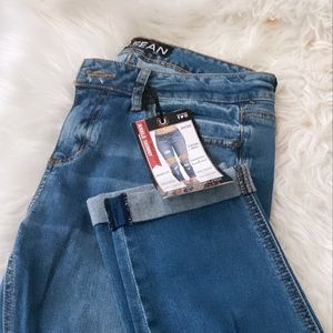 EnJeans Size 9 Skinny Fit, Ankle Length, Rolled Cuff, Destroyed & Blown Out